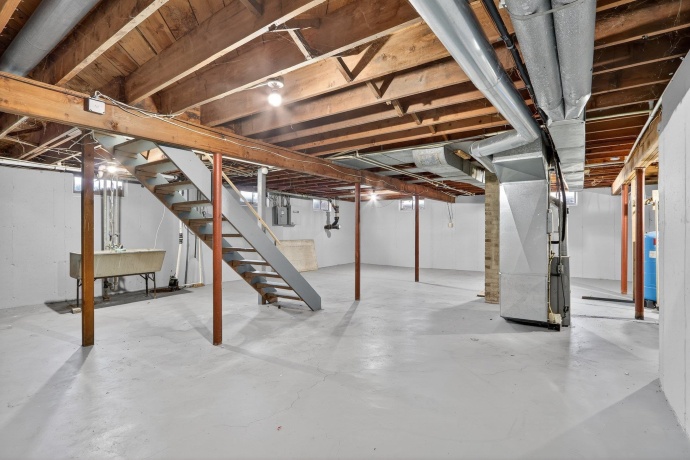 4193 Ardmore, ROCKFORD, Illinois 61102, 3 Bedrooms Bedrooms, ,1 BathroomBathrooms,House,For Sale,Ardmore,202601365