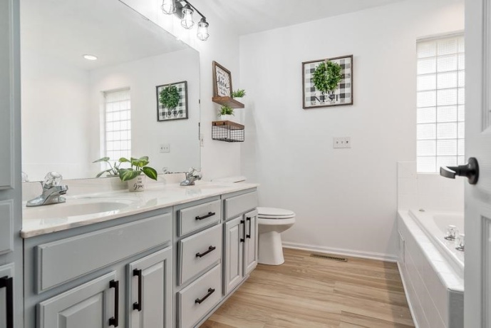 186 LAKE SUMMERSET, DAVIS, Illinois 61019, 4 Bedrooms Bedrooms, ,2 BathroomsBathrooms,House,For Sale,LAKE SUMMERSET,202601367