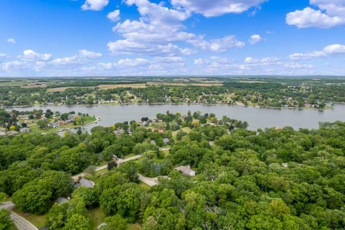 186 LAKE SUMMERSET, DAVIS, Illinois 61019, 4 Bedrooms Bedrooms, ,2 BathroomsBathrooms,House,For Sale,LAKE SUMMERSET,202601367