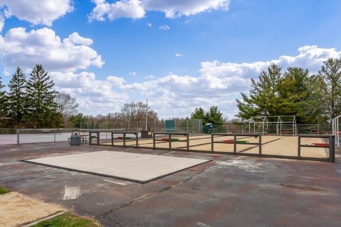 186 LAKE SUMMERSET, DAVIS, Illinois 61019, 4 Bedrooms Bedrooms, ,2 BathroomsBathrooms,House,For Sale,LAKE SUMMERSET,202601367