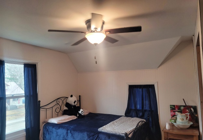 406 Garfield, LEAF RIVER, Illinois 61047, 3 Bedrooms Bedrooms, ,1 BathroomBathrooms,House,For Sale,Garfield,202601373