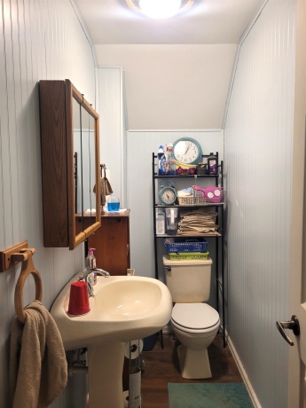 406 Garfield, LEAF RIVER, Illinois 61047, 3 Bedrooms Bedrooms, ,1 BathroomBathrooms,House,For Sale,Garfield,202601373