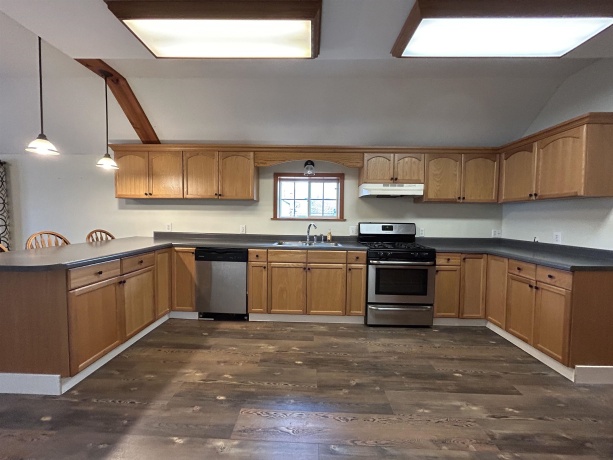 209 8th, MENDOTA, Illinois 61342, 4 Bedrooms Bedrooms, ,2 BathroomsBathrooms,House,For Sale,8th,202601374