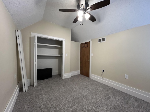 209 8th, MENDOTA, Illinois 61342, 4 Bedrooms Bedrooms, ,2 BathroomsBathrooms,House,For Sale,8th,202601374