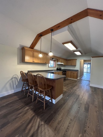 209 8th, MENDOTA, Illinois 61342, 4 Bedrooms Bedrooms, ,2 BathroomsBathrooms,House,For Sale,8th,202601374