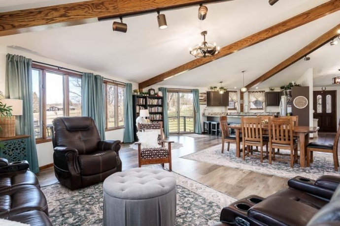 12544 Greensview, ROSCOE, Illinois 61073, 3 Bedrooms Bedrooms, ,3 BathroomsBathrooms,House,For Sale,Greensview,202601376