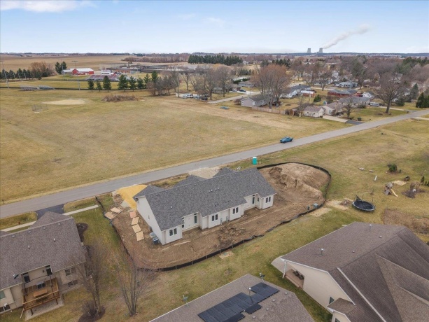 309 Pershing, STILLMAN VALLEY, Illinois 61084, 3 Bedrooms Bedrooms, ,3 BathroomsBathrooms,House,For Sale,Pershing,202601377