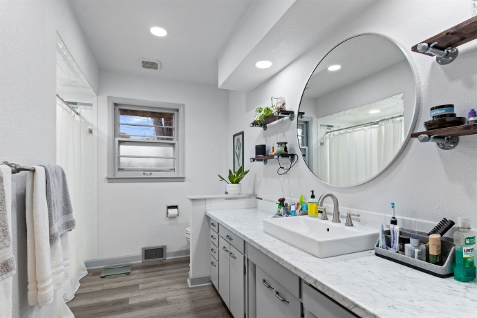 3704 Corbridge, ROCKFORD, Illinois 61107, 3 Bedrooms Bedrooms, ,2 BathroomsBathrooms,House,For Sale,Corbridge,202601378