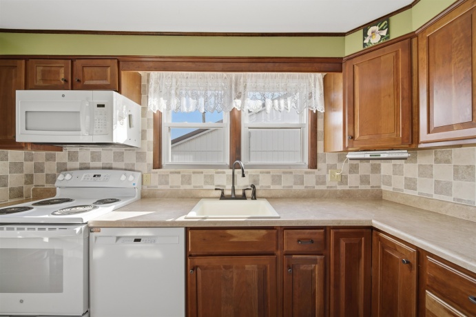 4126 IL RT 64, MOUNT MORRIS, Illinois 61054, 3 Bedrooms Bedrooms, ,1 BathroomBathrooms,House,For Sale,IL RT 64,202601381