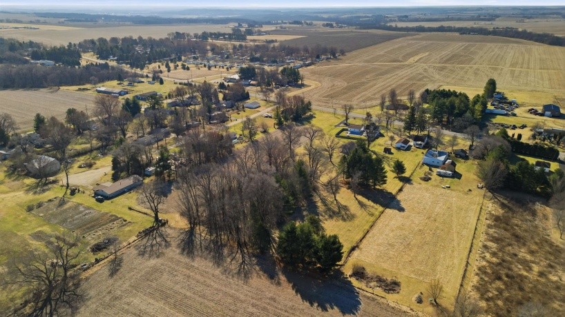 4126 IL RT 64, MOUNT MORRIS, Illinois 61054, 3 Bedrooms Bedrooms, ,1 BathroomBathrooms,House,For Sale,IL RT 64,202601381