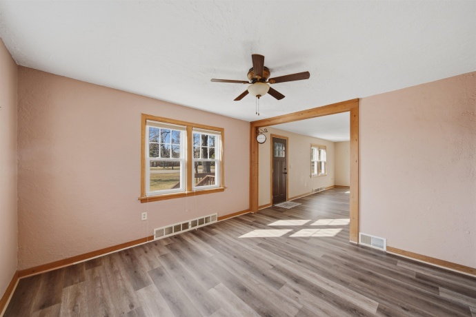 4126 IL RT 64, MOUNT MORRIS, Illinois 61054, 3 Bedrooms Bedrooms, ,1 BathroomBathrooms,House,For Sale,IL RT 64,202601381