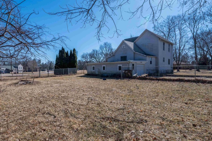 502 Brayton, MOUNT MORRIS, Illinois 61054, 3 Bedrooms Bedrooms, ,1 BathroomBathrooms,House,For Sale,Brayton,202601017