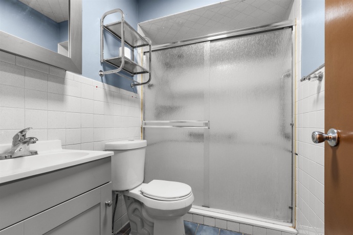 1303 Campus Hill, ROCKFORD, Illinois 61103, 3 Bedrooms Bedrooms, ,2 BathroomsBathrooms,House,For Sale,Campus Hill,202601382