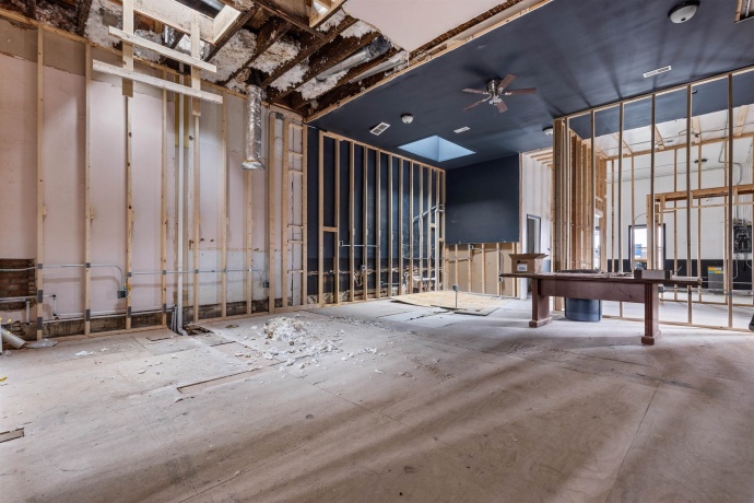 308-310 State, ROCKFORD, Illinois 61104, ,3 - 4 Units,For Sale,State,202601383