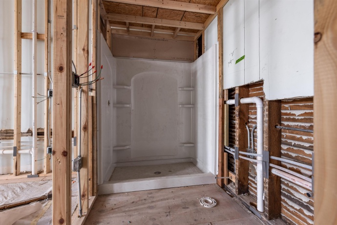 308-310 State, ROCKFORD, Illinois 61104, ,3 - 4 Units,For Sale,State,202601383