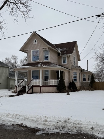 135 6th, CAPRON, Illinois 61012, 4 Bedrooms Bedrooms, ,2 BathroomsBathrooms,House,For Sale,6th,202600551