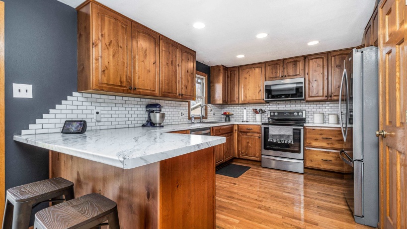 322 Apache, GALENA, Illinois 61036, 3 Bedrooms Bedrooms, ,2 BathroomsBathrooms,House,For Sale,Apache,202601385