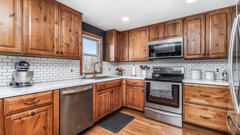 322 Apache, GALENA, Illinois 61036, 3 Bedrooms Bedrooms, ,2 BathroomsBathrooms,House,For Sale,Apache,202601385