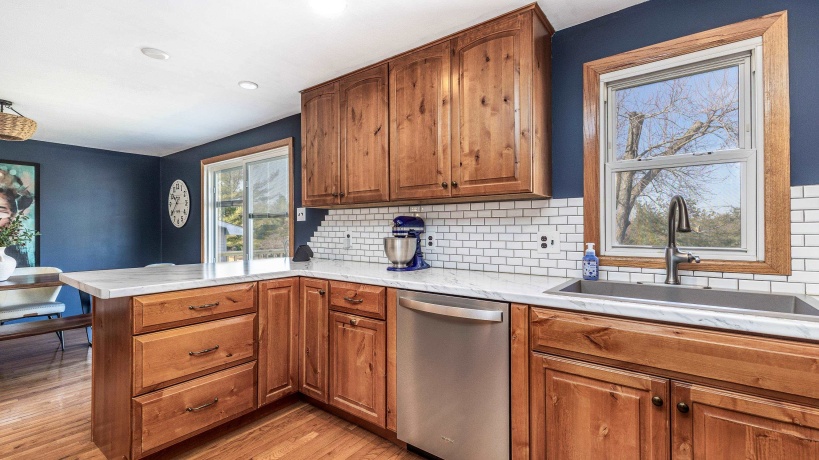 322 Apache, GALENA, Illinois 61036, 3 Bedrooms Bedrooms, ,2 BathroomsBathrooms,House,For Sale,Apache,202601385