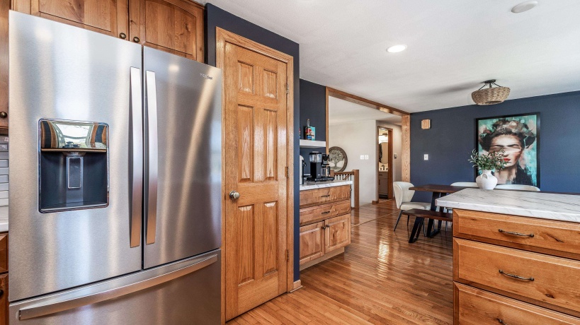 322 Apache, GALENA, Illinois 61036, 3 Bedrooms Bedrooms, ,2 BathroomsBathrooms,House,For Sale,Apache,202601385