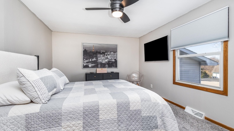 322 Apache, GALENA, Illinois 61036, 3 Bedrooms Bedrooms, ,2 BathroomsBathrooms,House,For Sale,Apache,202601385