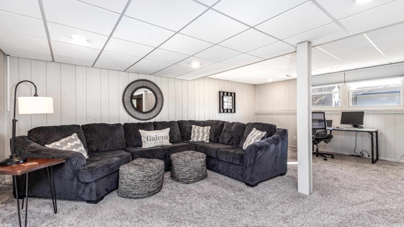 322 Apache, GALENA, Illinois 61036, 3 Bedrooms Bedrooms, ,2 BathroomsBathrooms,House,For Sale,Apache,202601385