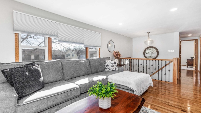 322 Apache, GALENA, Illinois 61036, 3 Bedrooms Bedrooms, ,2 BathroomsBathrooms,House,For Sale,Apache,202601385