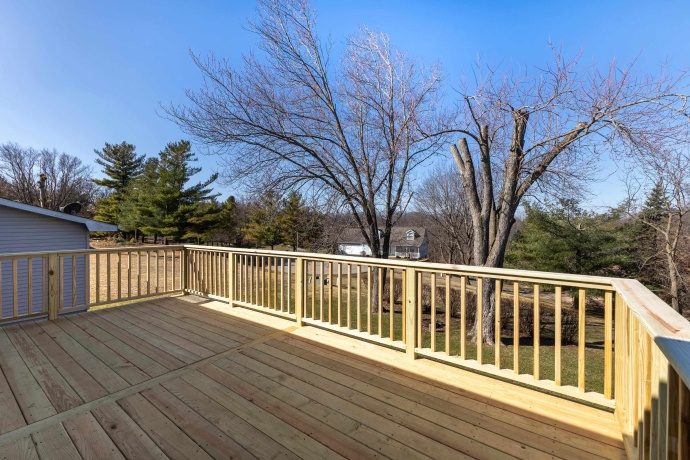 322 Apache, GALENA, Illinois 61036, 3 Bedrooms Bedrooms, ,2 BathroomsBathrooms,House,For Sale,Apache,202601385