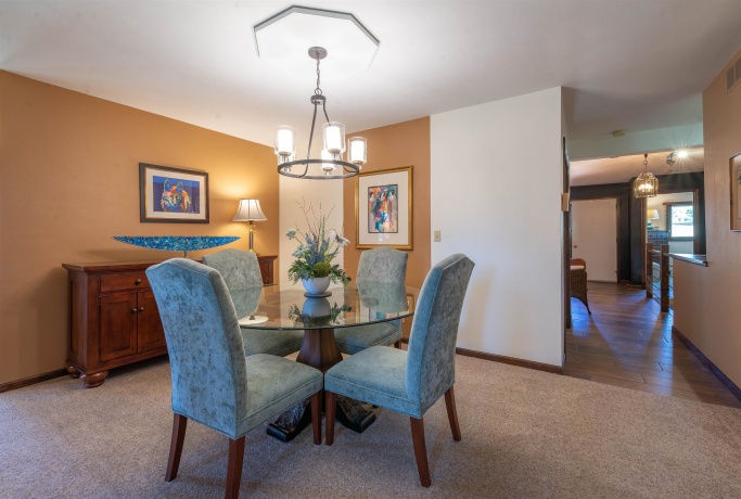 2917 Brookview, FREEPORT, Illinois 61032, 3 Bedrooms Bedrooms, ,2 BathroomsBathrooms,Condominium,For Sale,Brookview,202601390