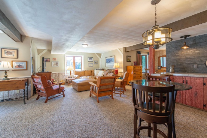 2917 Brookview, FREEPORT, Illinois 61032, 3 Bedrooms Bedrooms, ,2 BathroomsBathrooms,Condominium,For Sale,Brookview,202601390