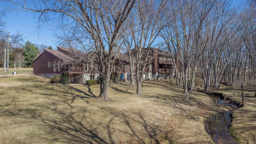 2917 Brookview, FREEPORT, Illinois 61032, 3 Bedrooms Bedrooms, ,2 BathroomsBathrooms,Condominium,For Sale,Brookview,202601390