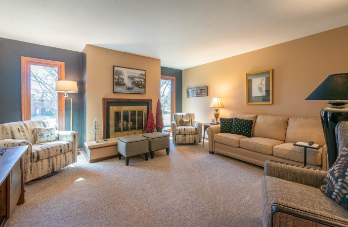 2917 Brookview, FREEPORT, Illinois 61032, 3 Bedrooms Bedrooms, ,2 BathroomsBathrooms,Condominium,For Sale,Brookview,202601390