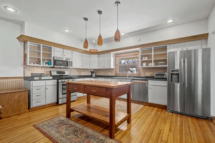 115 Windmill, ELIZABETH, Illinois 61028, 5 Bedrooms Bedrooms, ,3 BathroomsBathrooms,House,For Sale,Windmill,202601388