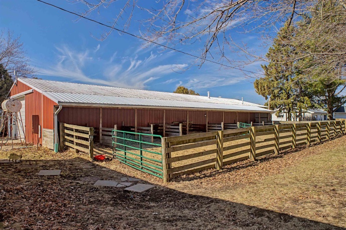 115 Windmill, ELIZABETH, Illinois 61028, 5 Bedrooms Bedrooms, ,3 BathroomsBathrooms,House,For Sale,Windmill,202601388