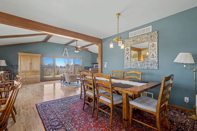 115 Windmill, ELIZABETH, Illinois 61028, 5 Bedrooms Bedrooms, ,3 BathroomsBathrooms,House,For Sale,Windmill,202601388