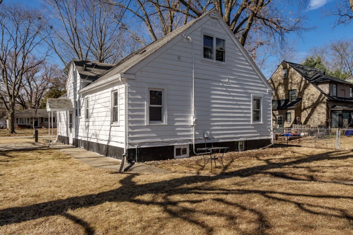 3439 Latham, ROCKFORD, Illinois 61103, 3 Bedrooms Bedrooms, ,1 BathroomBathrooms,House,For Sale,Latham,202601389