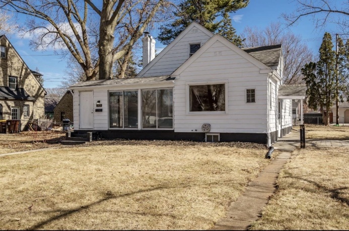 3439 Latham, ROCKFORD, Illinois 61103, 3 Bedrooms Bedrooms, ,1 BathroomBathrooms,House,For Sale,Latham,202601389