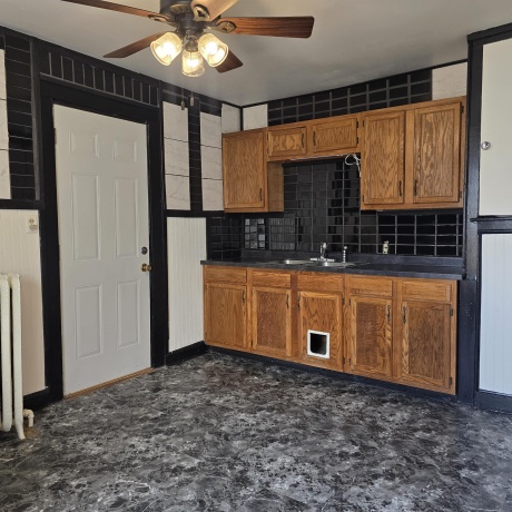 1173 Pleasant, FREEPORT, Illinois 61032, ,2 Units,For Sale,Pleasant,202601395