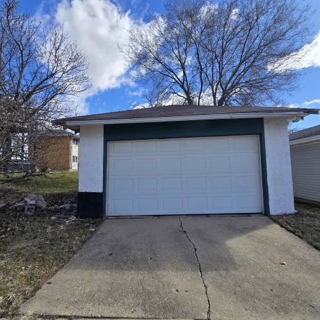 1173 Pleasant, FREEPORT, Illinois 61032, ,2 Units,For Sale,Pleasant,202601395