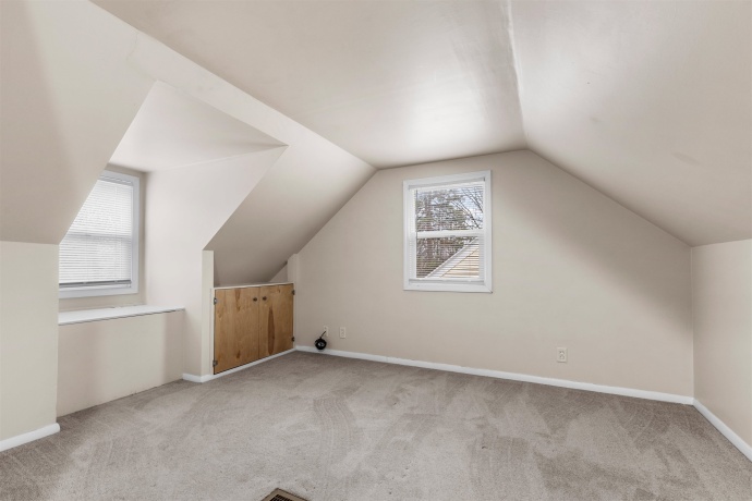 1615 Warren, ROCKFORD, Illinois 61108, 4 Bedrooms Bedrooms, ,1 BathroomBathrooms,House,For Sale,Warren,202601397