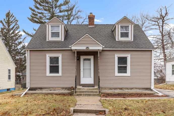 1615 Warren, ROCKFORD, Illinois 61108, 4 Bedrooms Bedrooms, ,1 BathroomBathrooms,House,For Sale,Warren,202601397