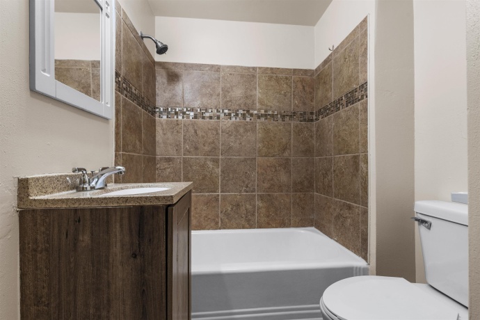 1615 Warren, ROCKFORD, Illinois 61108, 4 Bedrooms Bedrooms, ,1 BathroomBathrooms,House,For Sale,Warren,202601397