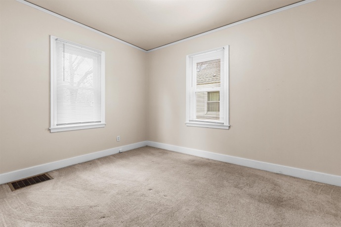 1615 Warren, ROCKFORD, Illinois 61108, 4 Bedrooms Bedrooms, ,1 BathroomBathrooms,House,For Sale,Warren,202601397