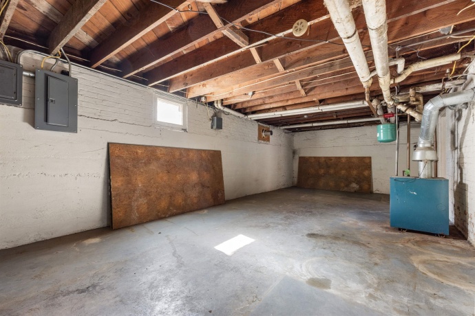 212 Gardiner, ROCKFORD, Illinois 61107, 3 Bedrooms Bedrooms, ,1 BathroomBathrooms,House,For Sale,Gardiner,202601398