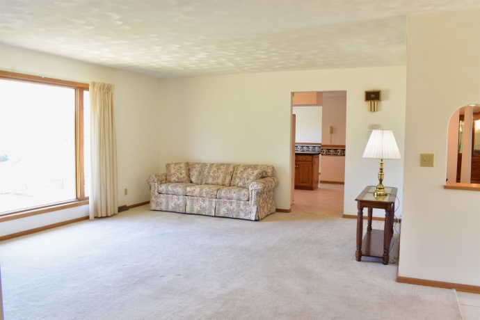 8405 Centaur, MACHESNEY PARK, Illinois 61115, 3 Bedrooms Bedrooms, ,2 BathroomsBathrooms,House,For Sale,Centaur,202601400