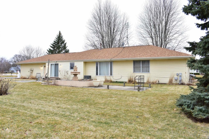 8405 Centaur, MACHESNEY PARK, Illinois 61115, 3 Bedrooms Bedrooms, ,2 BathroomsBathrooms,House,For Sale,Centaur,202601400