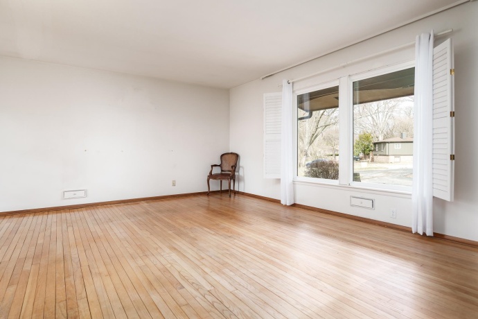 5005 MOHAWK, ROCKFORD, Illinois 61107, 3 Bedrooms Bedrooms, ,2 BathroomsBathrooms,House,For Sale,MOHAWK,202601403