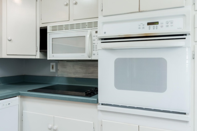 5005 MOHAWK, ROCKFORD, Illinois 61107, 3 Bedrooms Bedrooms, ,2 BathroomsBathrooms,House,For Sale,MOHAWK,202601403