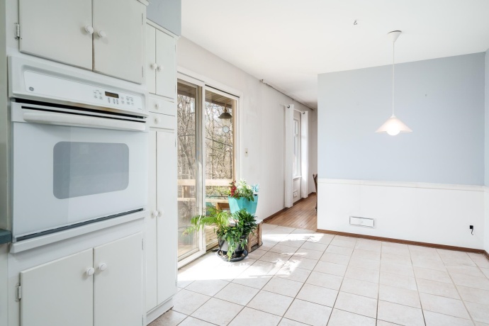 5005 MOHAWK, ROCKFORD, Illinois 61107, 3 Bedrooms Bedrooms, ,2 BathroomsBathrooms,House,For Sale,MOHAWK,202601403