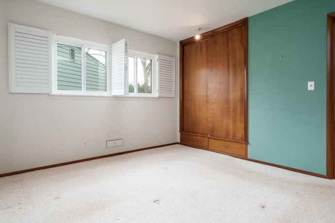 5005 MOHAWK, ROCKFORD, Illinois 61107, 3 Bedrooms Bedrooms, ,2 BathroomsBathrooms,House,For Sale,MOHAWK,202601403